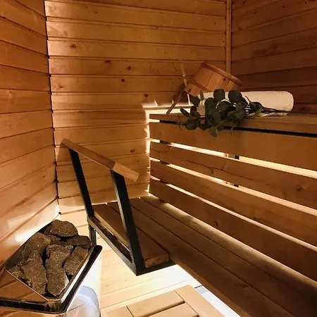 City Home Finland Spacious Downtown Suite - One Bedroom, Private Sauna And Great Location In Tampere Downtown